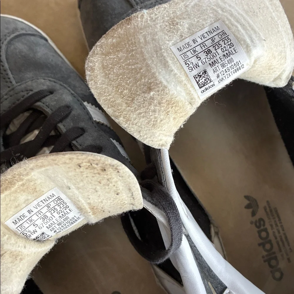 adidas classic timeless